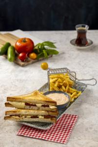 Karışık Tost