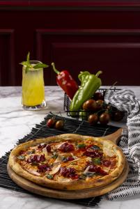 Şarküteri Pizza