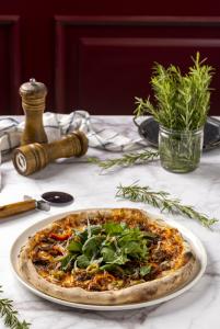 Tiftiklenmiş Dana Etli Pizza